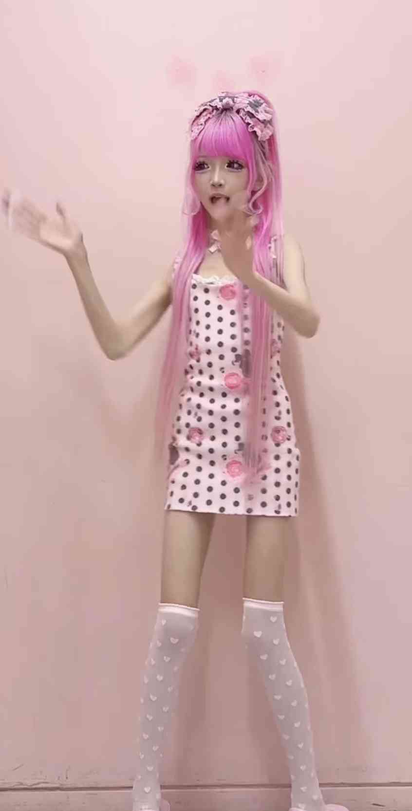 小学生姫ギャル・りりぴ(12)、最新の姿に「痩せすぎ」「大丈夫?ちゃんとご飯食べてね」など心配の声
