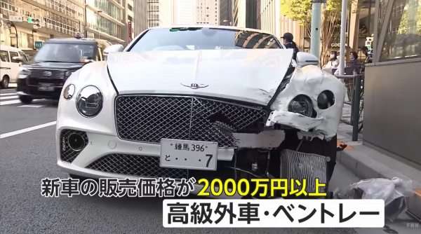 高級車「ベントレー」乗り捨て逃走 車7台に衝突し6人にけがをさせた疑い 運転の男逮捕 捜査関係者