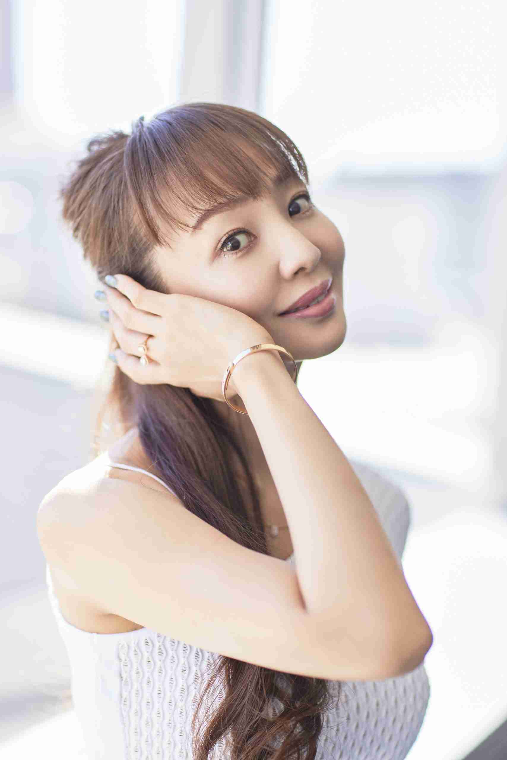 神田うのさん（48）3度の流産や子育ての日々を経て、50代は「NEW神田うの」に！ – STORY [ストーリィ] オフィシャルサイト