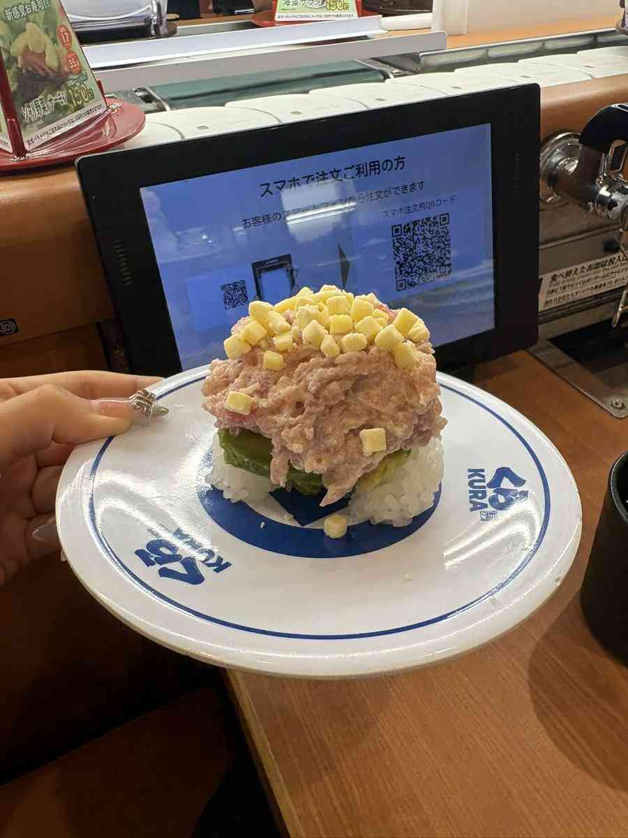 くら寿司、閉店間際の“ネタ大盛り”写真が話題に「出会えたらラッキー」広報が明かした“幻サービス”『得々ゾーン』の全容
