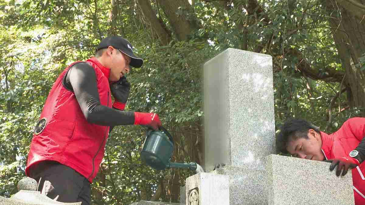 猛暑で急増する“墓参り代行”と“オンライン参拝”「行きたくても行けない…」変化するお盆のカタチ | TBS NEWS DIG