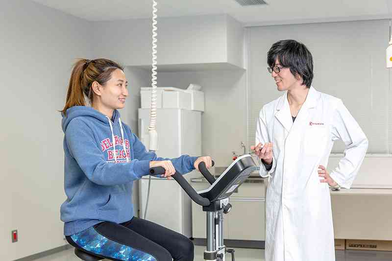 食後の血糖値は運動で下がる。でもどれくらいの運動が最適なの？