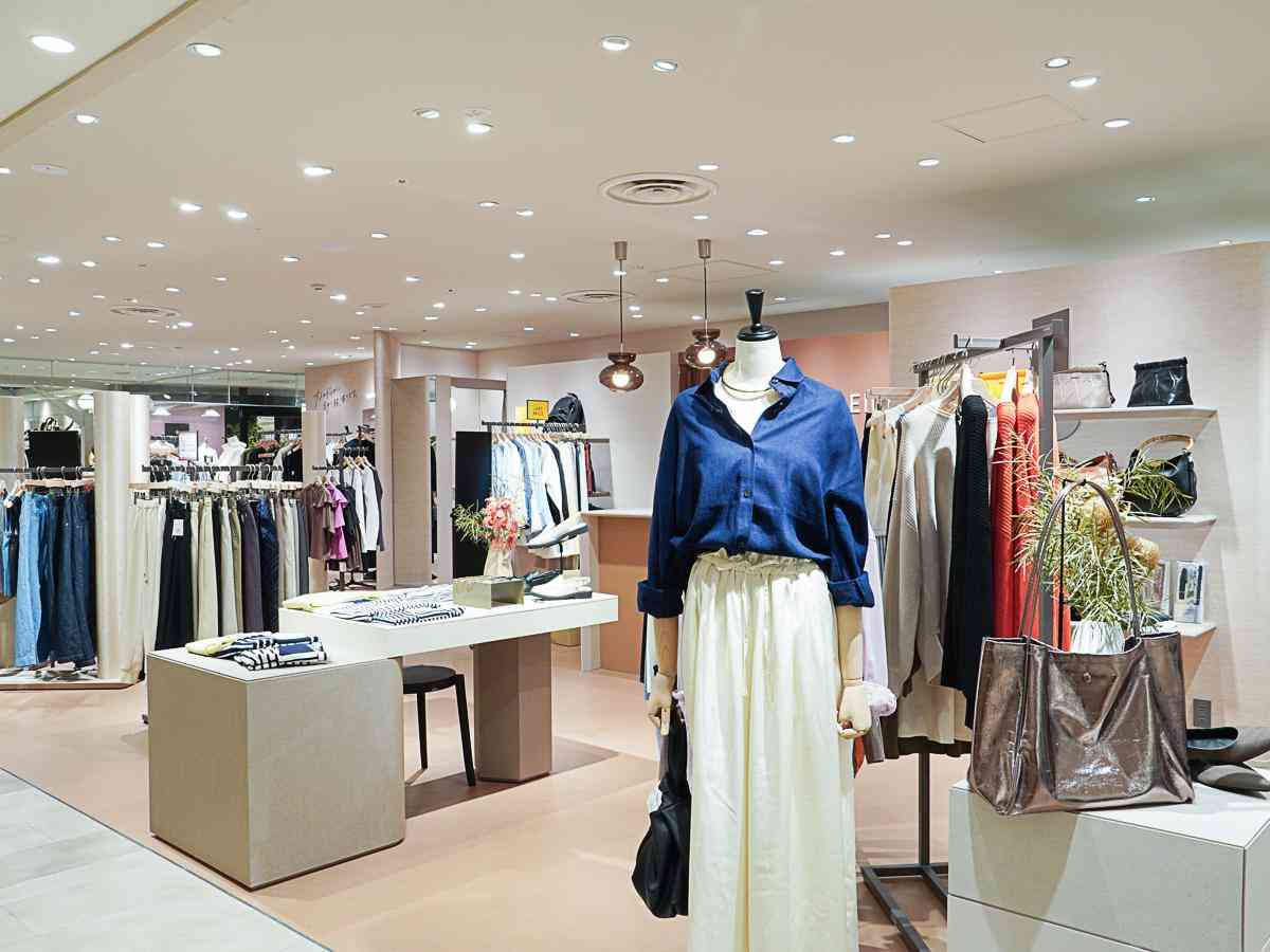 ファッションのお店がない