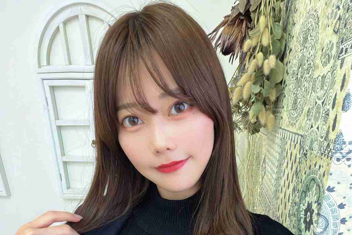 桃里れあ、新幹線での服装に「みせすぎー」「目のやり場に困る」まさかの肌面積に「目立つね」 | ENCOUNT