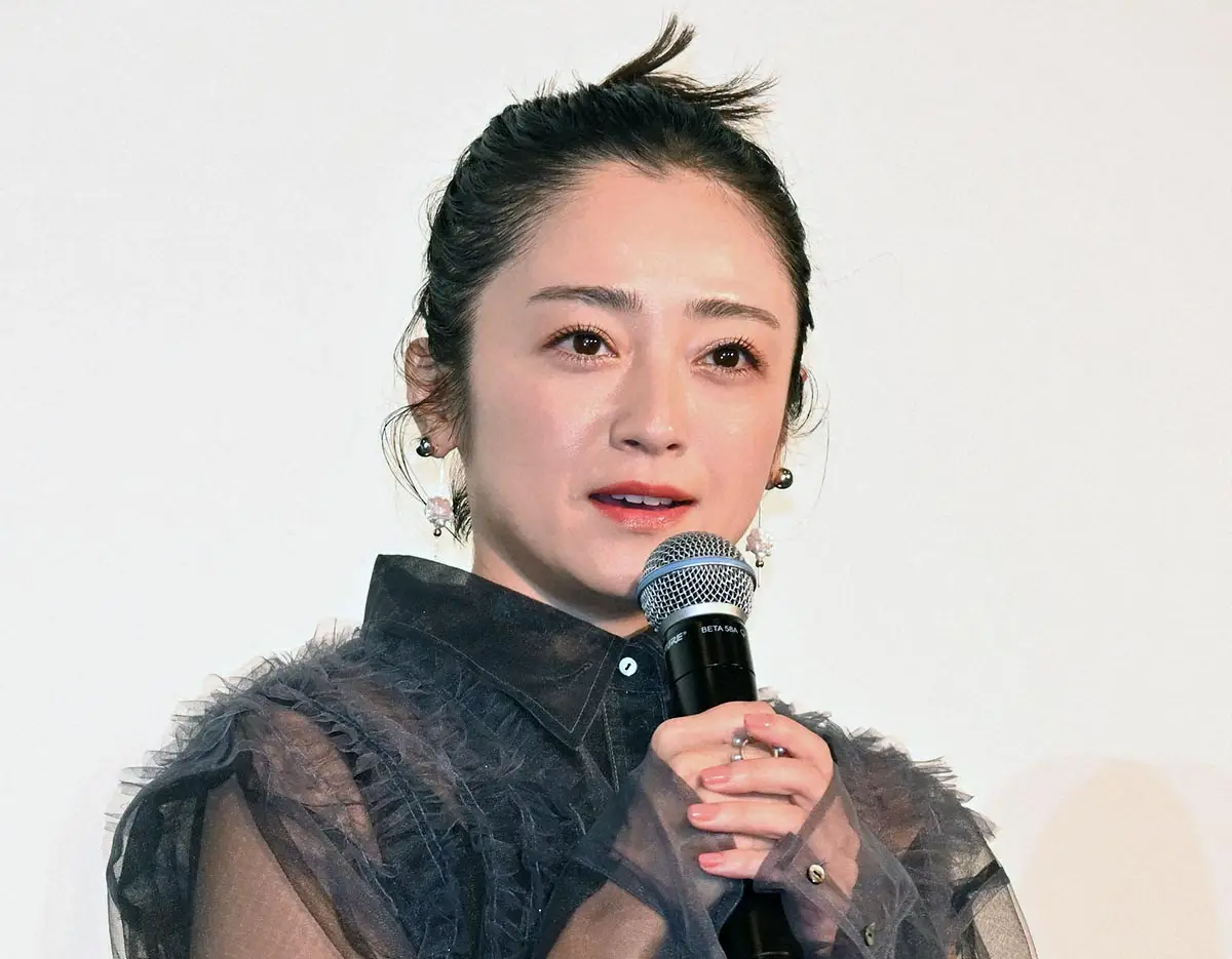 【記事全文】安達祐実　20歳長女は「海外に留学」LAに　「最近は」目指す職業明かす　10歳長男は「小さい恋人」 - スポニチ Sponichi Annex 芸能