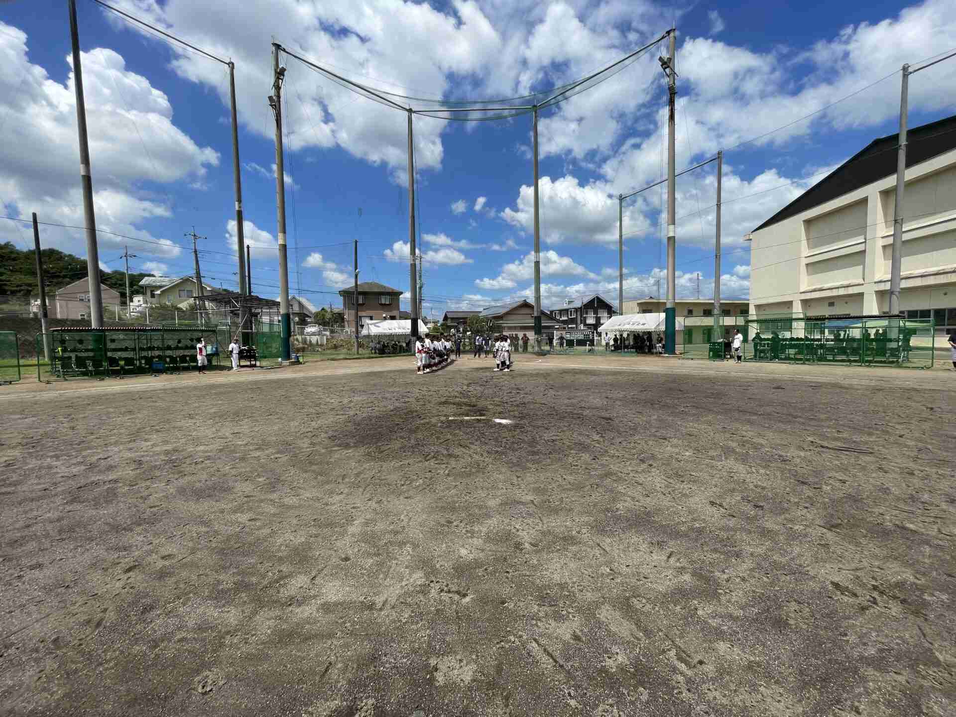 野球人口減少の正体とは ～競技者数のデータが示す“再編”と三層構造の可能性～ | Homebase