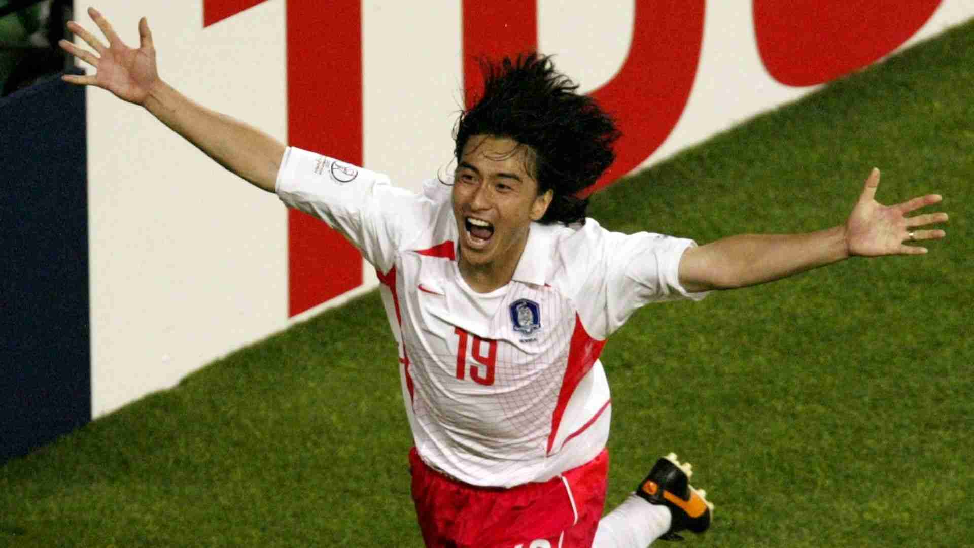 本当に世紀の誤審！？日韓W杯から20年、韓国でイタリア戦の“疑惑のジャッジ”はどう語られてきたのか？（金明昱） - エキスパート - Yahoo!ニュース