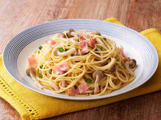 きのこと柚子こしょうの和風パスタ｜レシピ｜エスビー食品株式会社