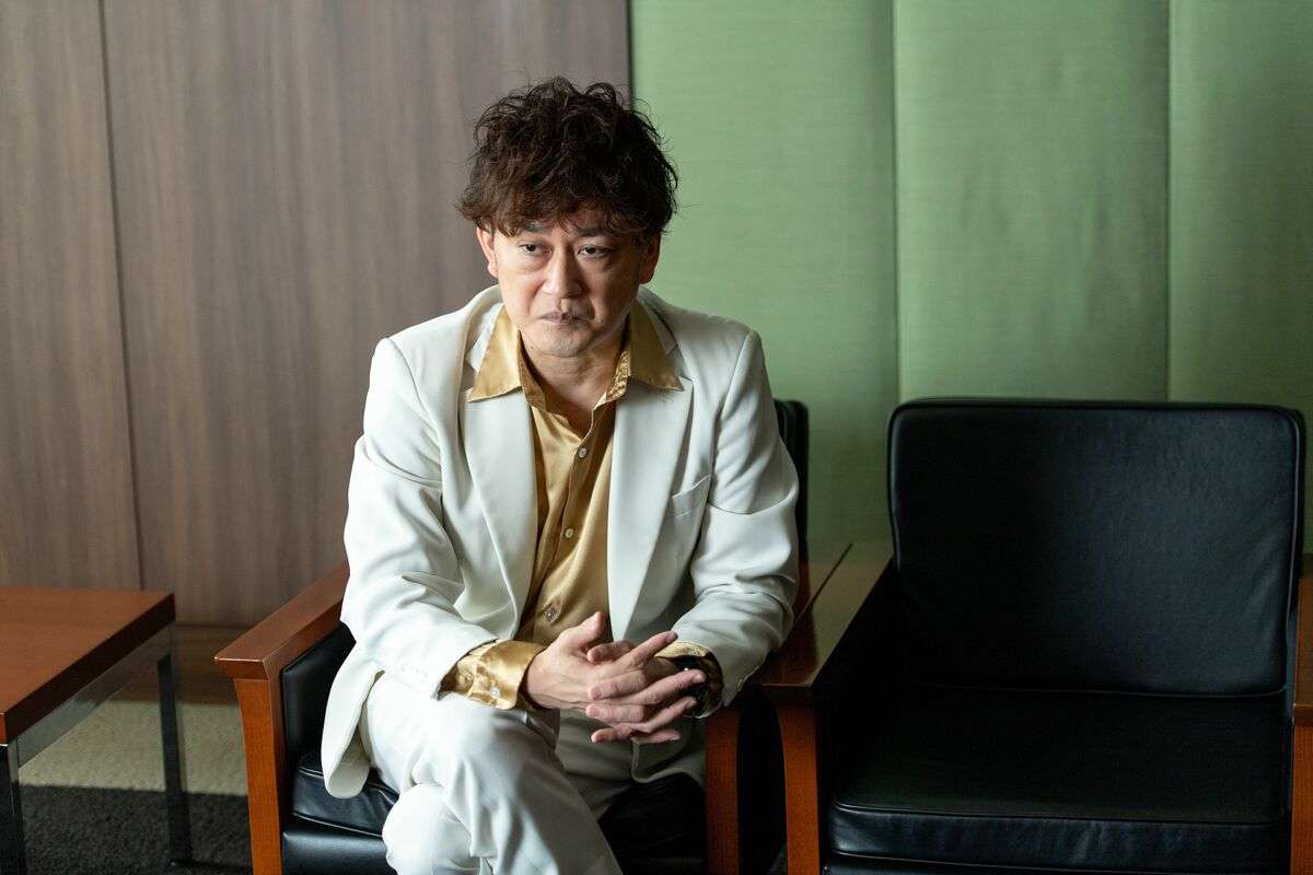 「女の子たちの前で、肛門を丸出しに…」“お笑い界の長瀬智也”と呼ばれていたAMEMIYA（47）が若手時代に受けた、過酷なイジメ「コイツらより絶対に売れてやるって」 | 私のあのとき、私のいま | 文春オンライン