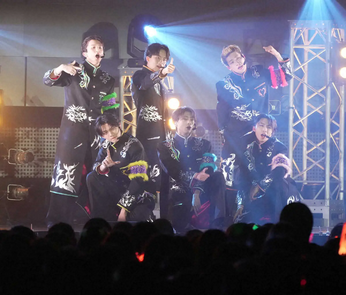 Lienel“全部乗せ”デビュー　EBiDANの6人組、先輩グル－プの“いいとこどり”