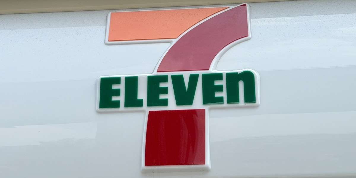 セブン加盟店「トイレだけ利用客」への強要未遂容疑、経営者夫婦は不起訴…本部「店舗は一時休業している」 - 弁護士ドットコム