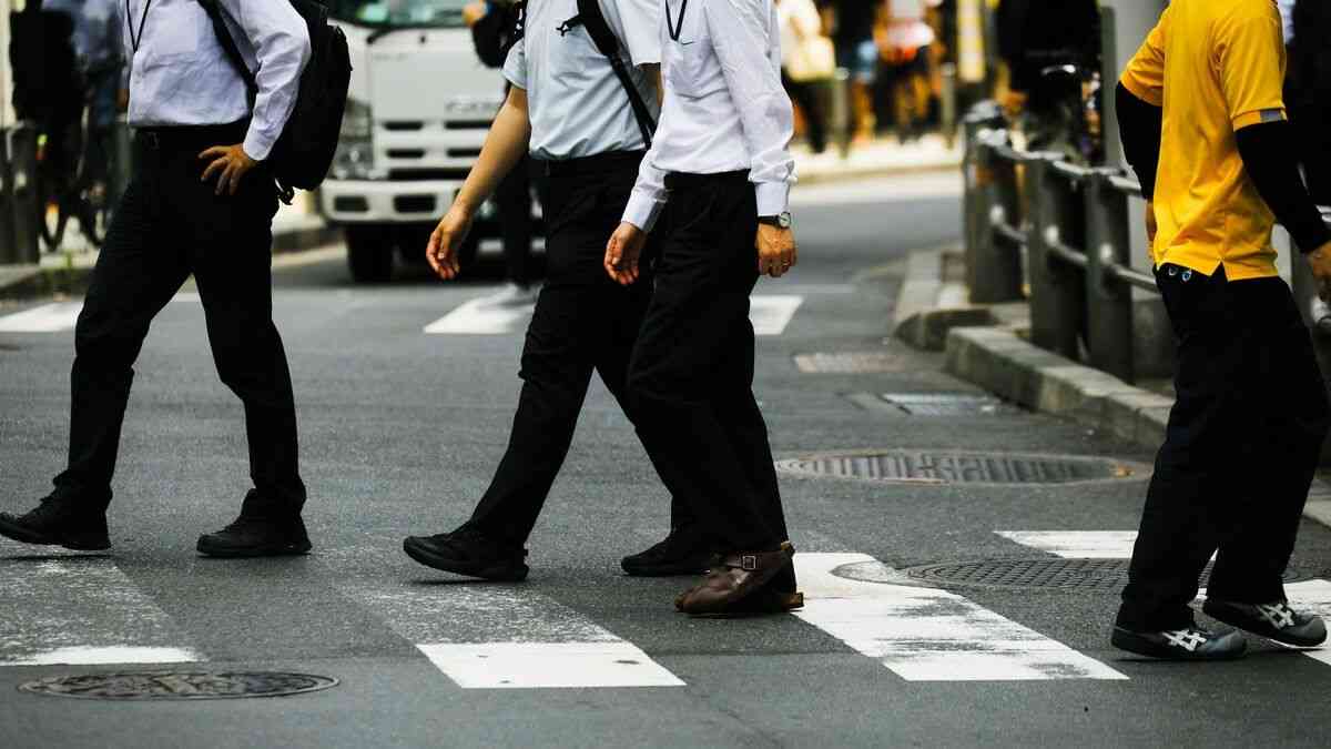 ｢男は年収が高ければ､おじさんでも結婚できる｣は大間違い…年齢×年収別で見えた｢恋愛獲得数｣の残酷な実態 | ライフ | 東洋経済オンライン