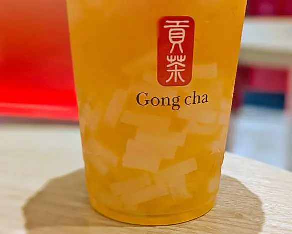 スタバの強力ライバルに？ 若者が「ゴンチャ」を選ぶワケ。タピオカの次に来た“フルーツティー”の癒やし