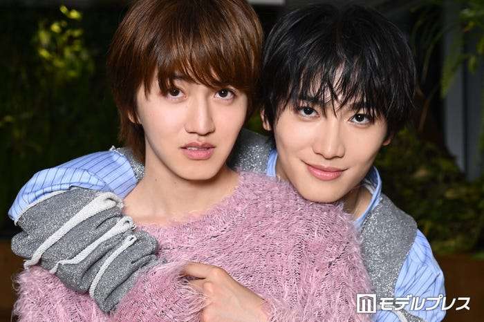 「ちょっと待とうよ、春虎くん」中川翼＆桜木雅哉（原因は自分にある。）キスシーンは技術的なところから話し合い「ものすごくドキドキしているんです」【インタビュー前編】 - モデルプレス