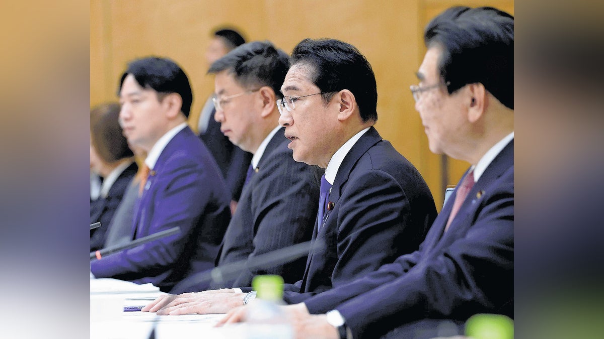少子化対策、財源は社会保険料増が軸…岸田首相「国民の理解と協力欠かせない」 : 読売新聞