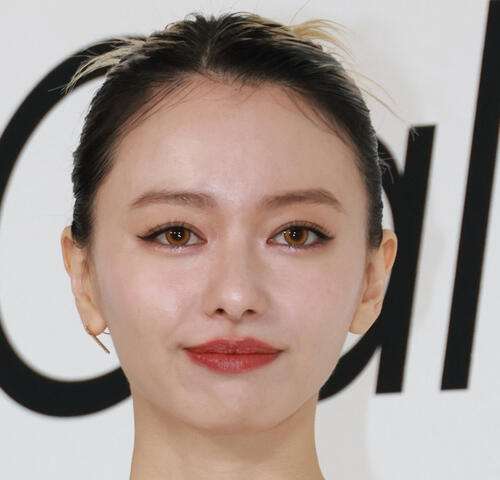山本舞香、マイファスHiroとの第１子出産「我が子の成長感じながら…」母子共に健康
