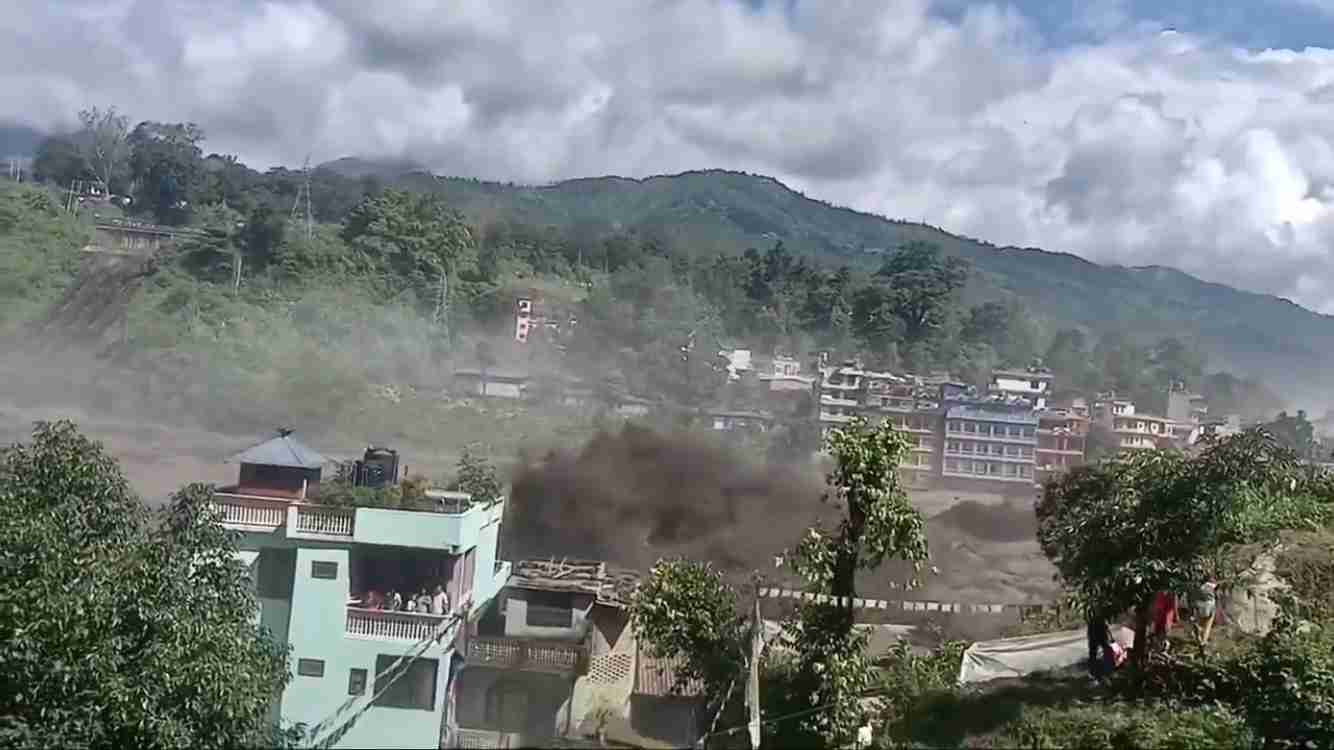 ネパール洪水　日本人5人と連絡とれず　ツアーに参加か　157人死亡外国人観光客ら484人行方不明　中国側でも被害
