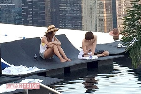 伊野尾慧、人気セクシー女優の明日花キララとシンガポールの高級ホテルで密会デート