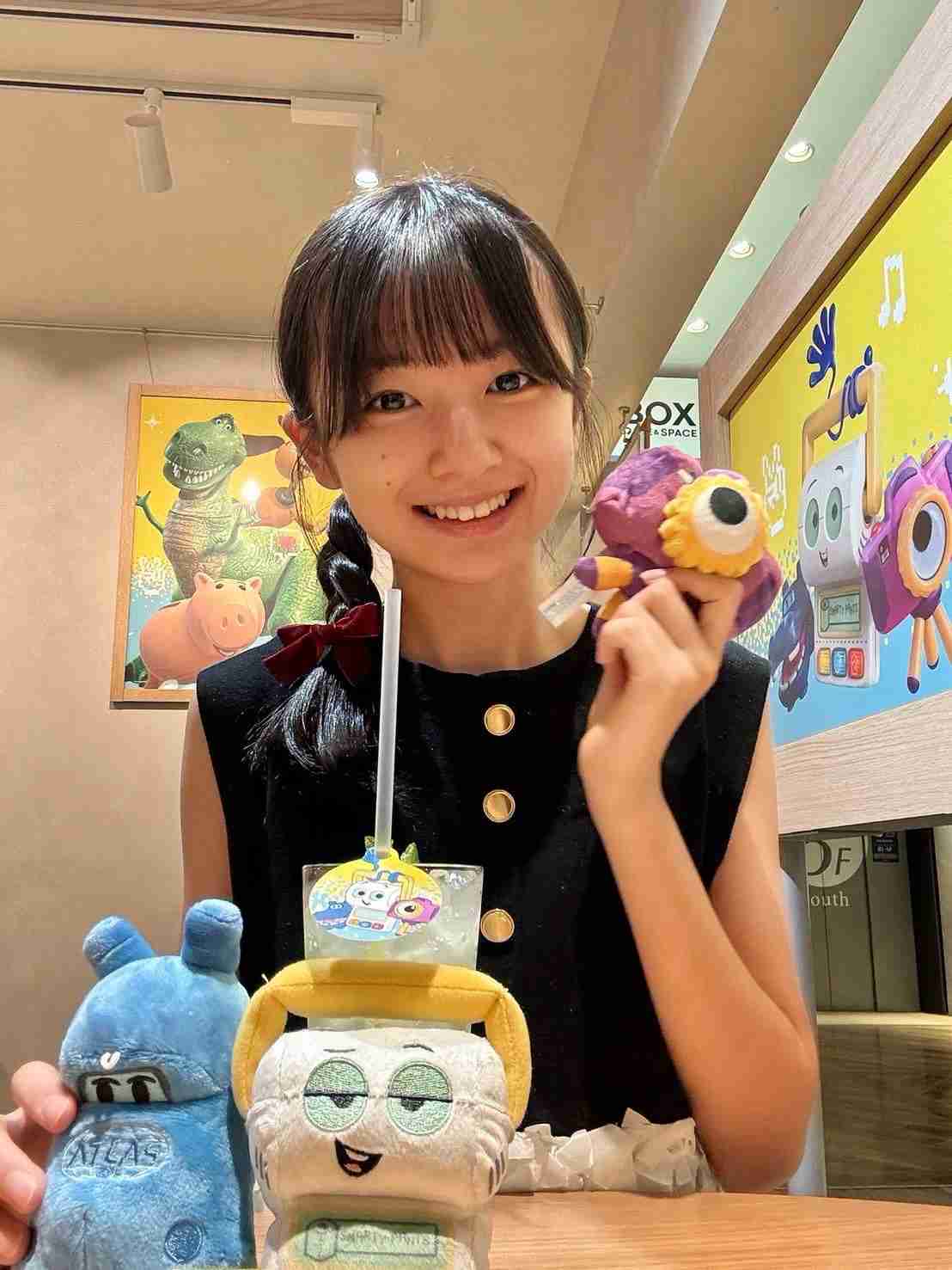 「東宝シンデレラ」グランプリの元子役・白山乃愛、14歳の近影に反響　「ほんとお姉さん」「どんどん綺麗に」