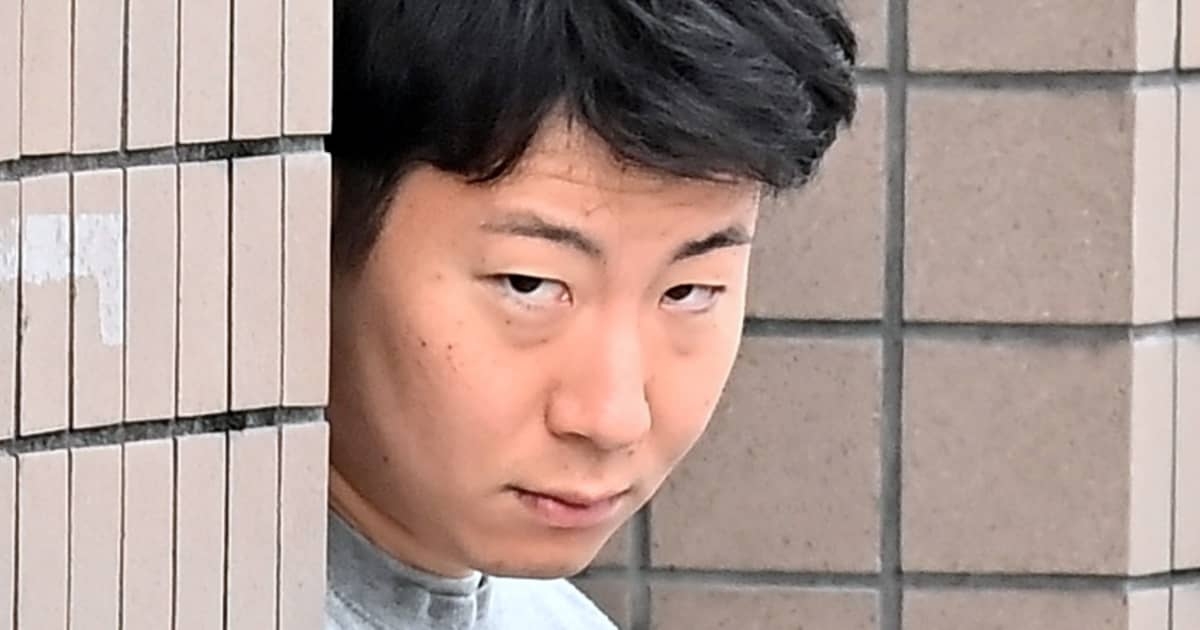 「マッサージしてあげる」学校内で卒業生へのわいせつ容疑で逮捕された高校教諭が見誤った“境界線” | FRIDAYデジタル