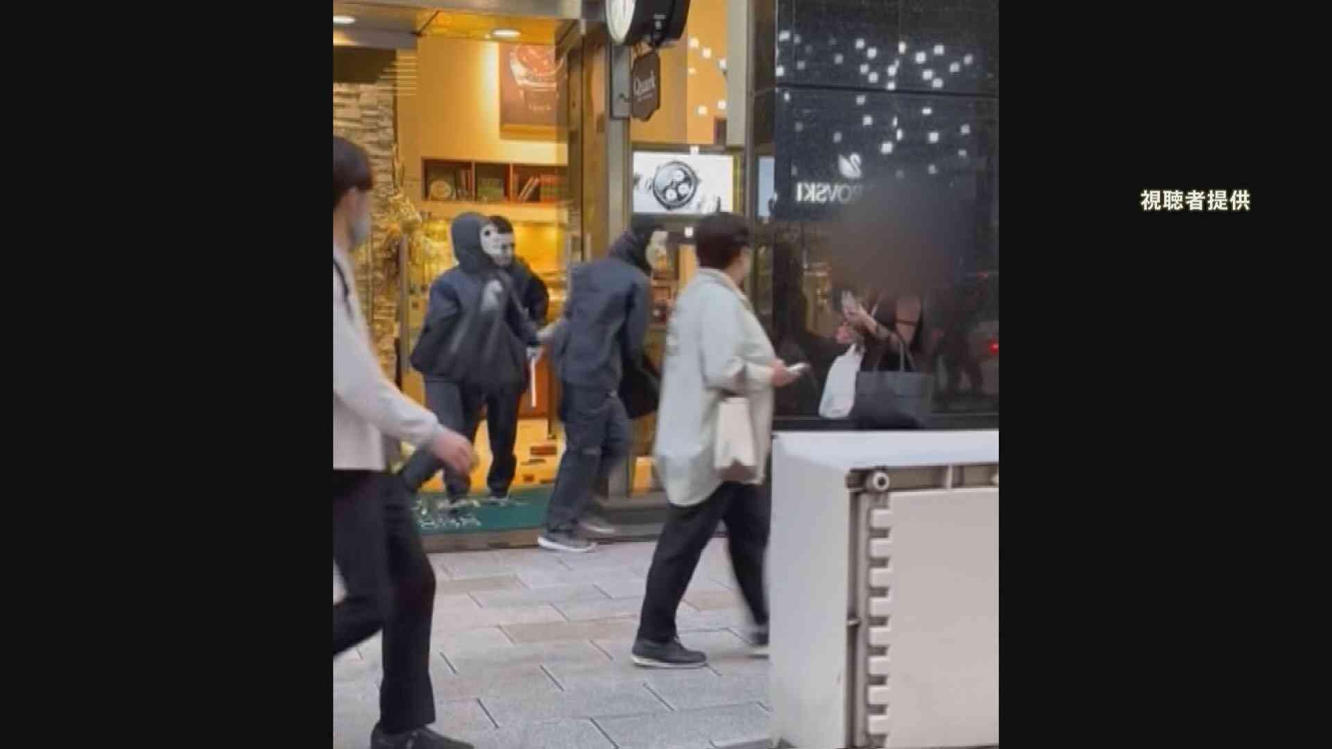 犯行グループは横浜市の高校生含む16歳～19歳　銀座のロレックス専門店“仮面強盗”　1億円相当以上の被害