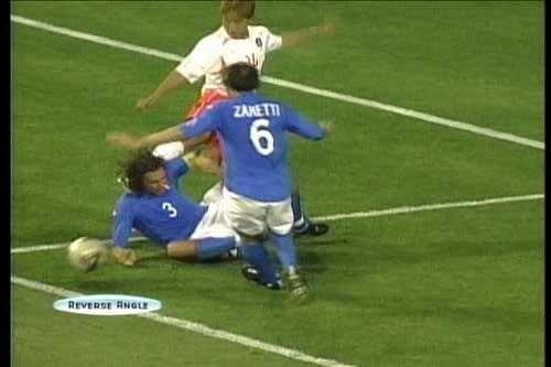 激震!韓国サッカー協会が15年前にW杯予選などで「外国人審判を性的接待していた」疑惑のスキャンダルが発覚!7試合20人が対象で日本人審判が含まれていたとの指摘も…