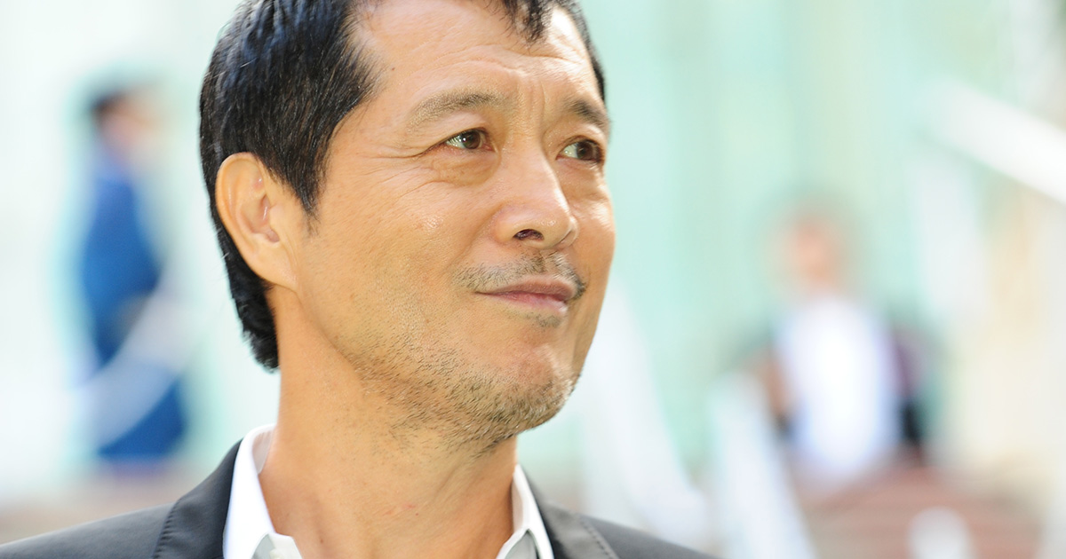 《プライバシーが心配》矢沢永吉　10億円“YAZAWA御殿”に暗雲…隣に7階建てマンションが建設 | 女性自身