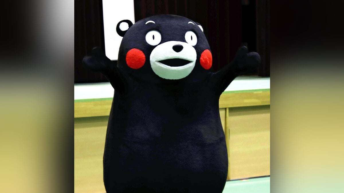 くまモンが「地震発生に伴い」一時活動休止…活動拠点でのステージも中止、再開時期は未定 : 読売新聞