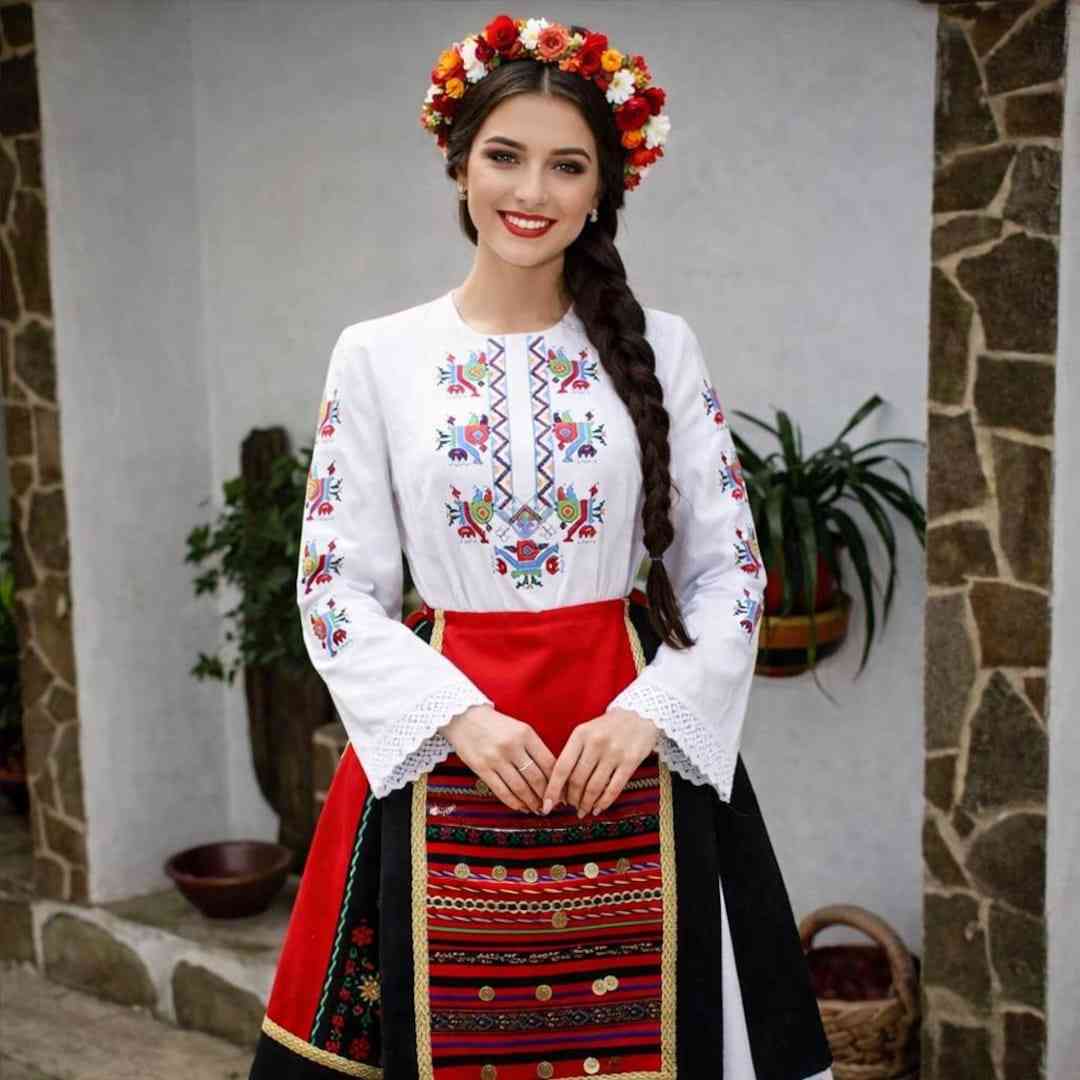 美しいと思う国の伝統衣装