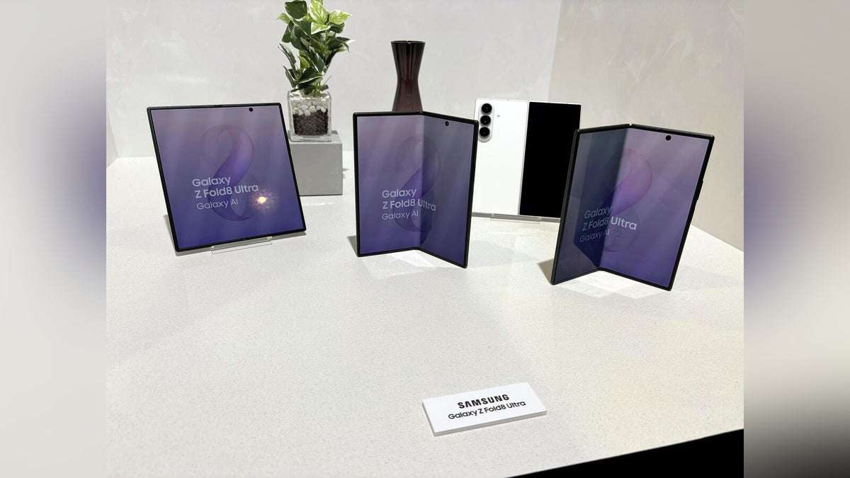 折りたたみスマホ続々、アップルも近く参入か…「大画面で動画視聴」「２画面で作業並行」アピールで差別化図る : 読売新聞