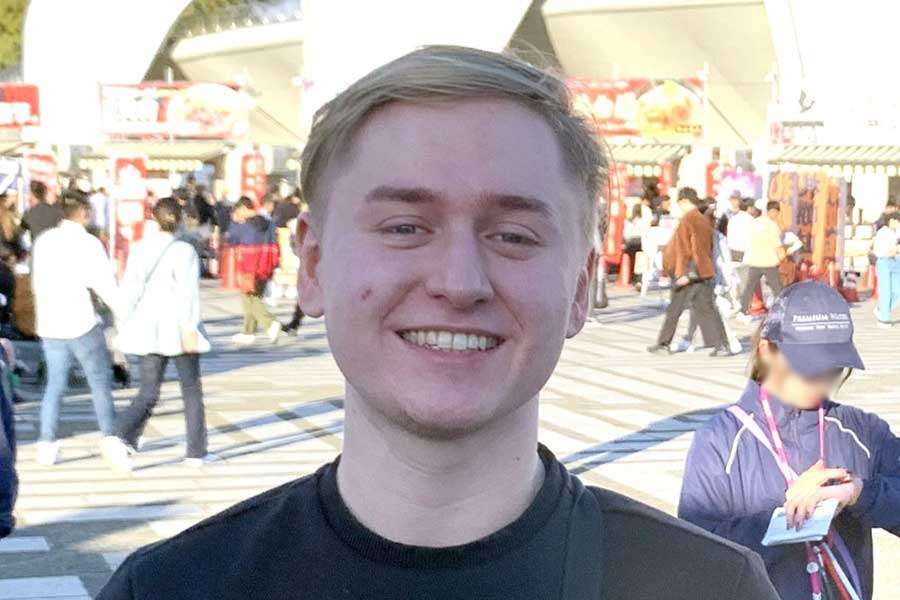 日本在住1年半の米国人　「日本で食べた一番の食べ物」と挙げた意外な料理とは　「ほかほかごはんの上に…」 | Hint-Pot