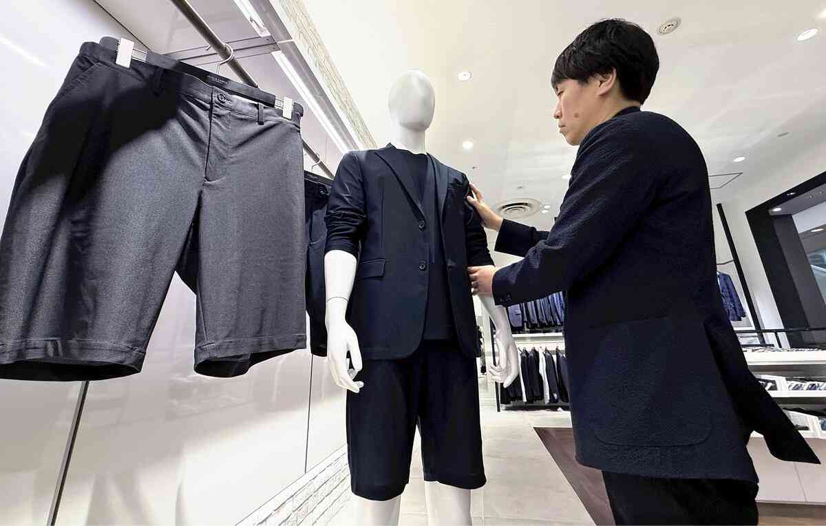 「ハーフパンツ勤務」解禁、アパレル各社は「ジャケットに合うデザイン」展開…企業や自治体で広がる