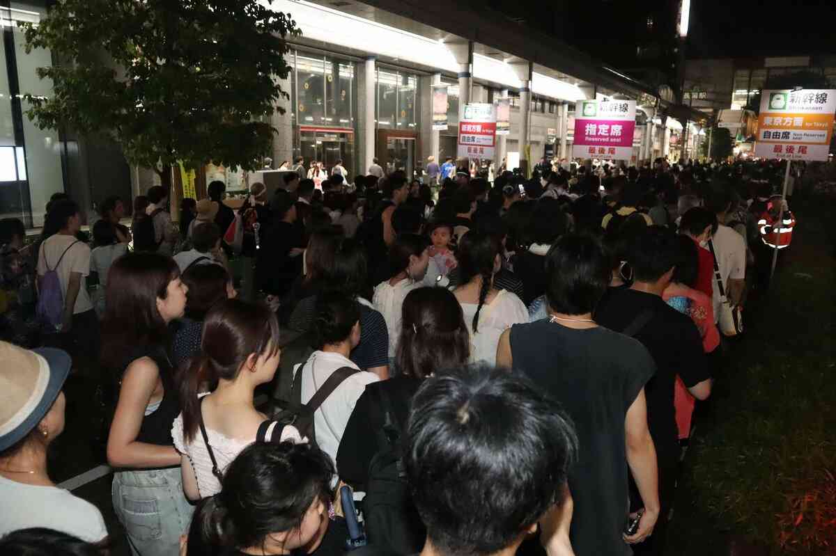 ［長岡花火2026］最終新幹線に124人乗り切れず、翌朝までアオーレに　3日夜の状況は | 新潟日報