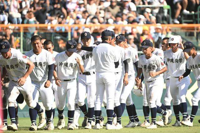 沖縄尚学・末吉が、横浜・織田に伝えた言葉　全選手コメント紹介 | バーチャル高校野球 | スポーツブル