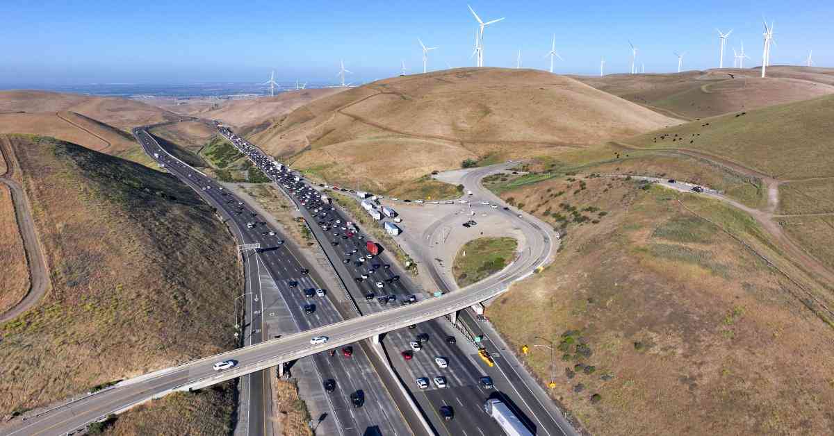 Blue states with climate or net-zero policies have higher energy rates, report finds | Just The News