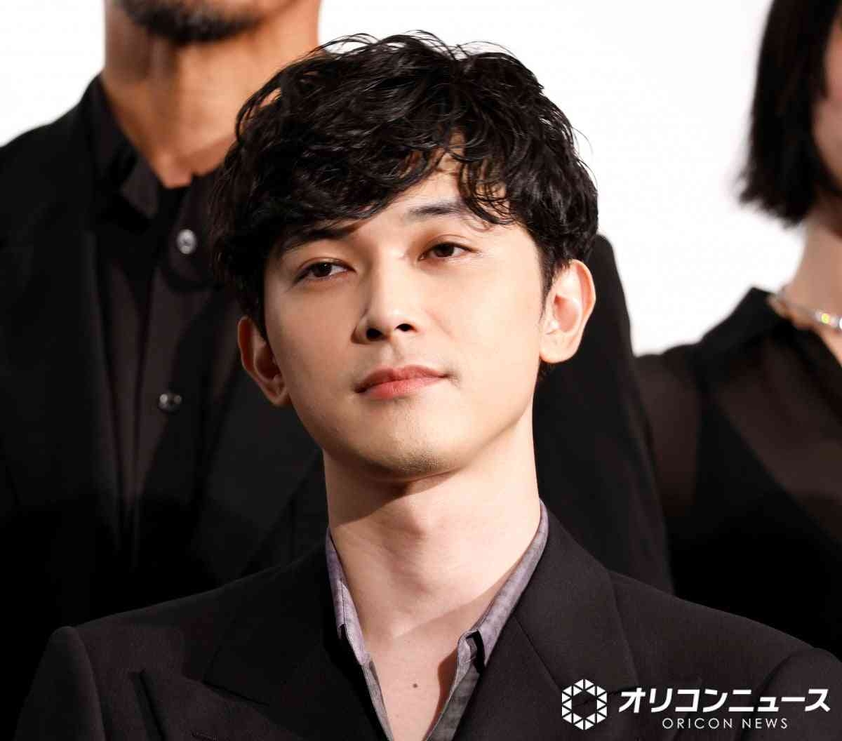 吉沢亮、大先輩を前に震え止まらず「僕に向かって全員跪いていて」 『キングダム』の撮影裏語る