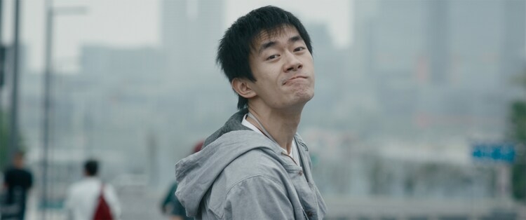 中国映画「ちっぽけな僕の、おおきな世界」11月公開、脳性麻痺を抱える青年と祖母の物語（映画ナタリー） - Yahoo!ニュース