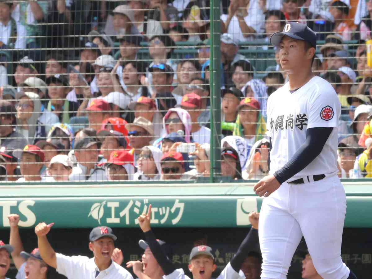 【甲子園】沖縄尚学・末吉良丞が注目の進路に言及「勝てるピッチャーに」…比嘉監督は「沖縄大会始まるまではプロにしたいとは言ってましたけど…」（スポーツ報知） - Yahoo!ニュース