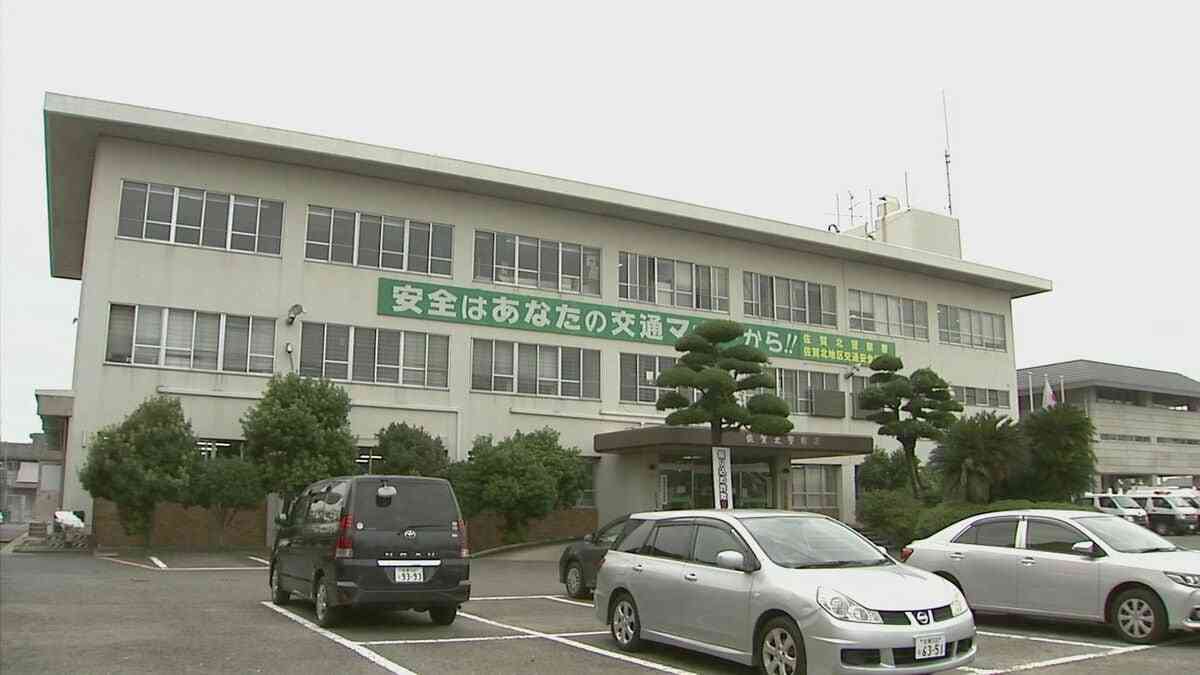 早朝の路上で妻の髪をつかんで引きずり・首絞め・指を押し曲げ・平手打ち→スマホを奪い置き去りにして帰宅したか　27歳男を強盗傷害の疑いで逮捕 | TBS NEWS DIG　フォトギャラリー