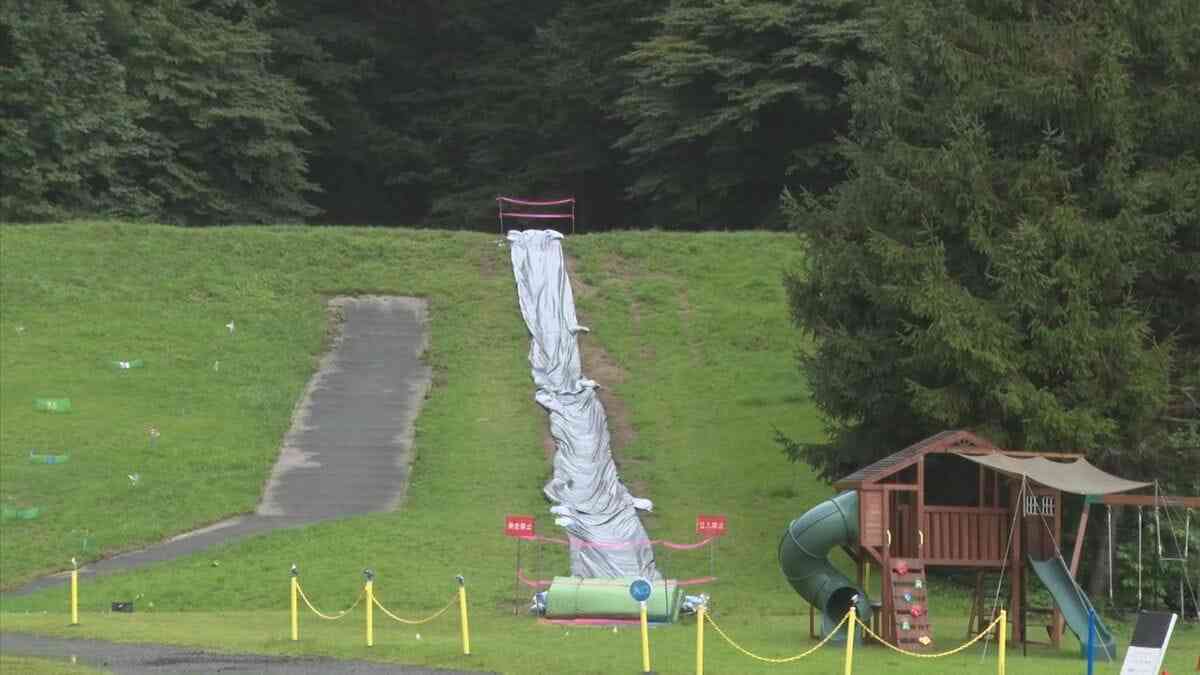 ウォータースライダーで上から滑って来た子どもと衝突し、当時8歳の小学生が死亡　イベントの引率責任者の町職員を「減給」の懲戒処分　児童の両親は「軽過ぎる」「全く納得できない」　島根県邑南町 | BSSニュース | BSS山陰放送