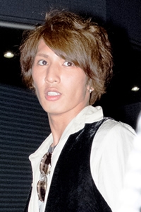 ジャニーズWEST・藤井流星の性的暴力、未成年飲酒・喫煙を告発！