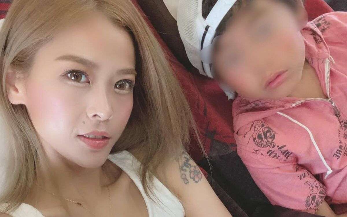 (3ページ目)《14歳で指にタトゥー》「息子から『ママ、腕は隠して』と…」富山伝説のレディース初代総長（36）が語る、タトゥーを入れた後悔 | 文春オンライン
