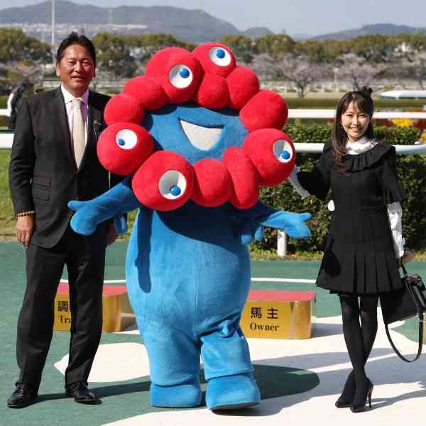 元タレント「榎本加奈子」さんの現在…13歳年上の夫・佐々木主浩さんと夫婦ショット披露「眩しすぎます」