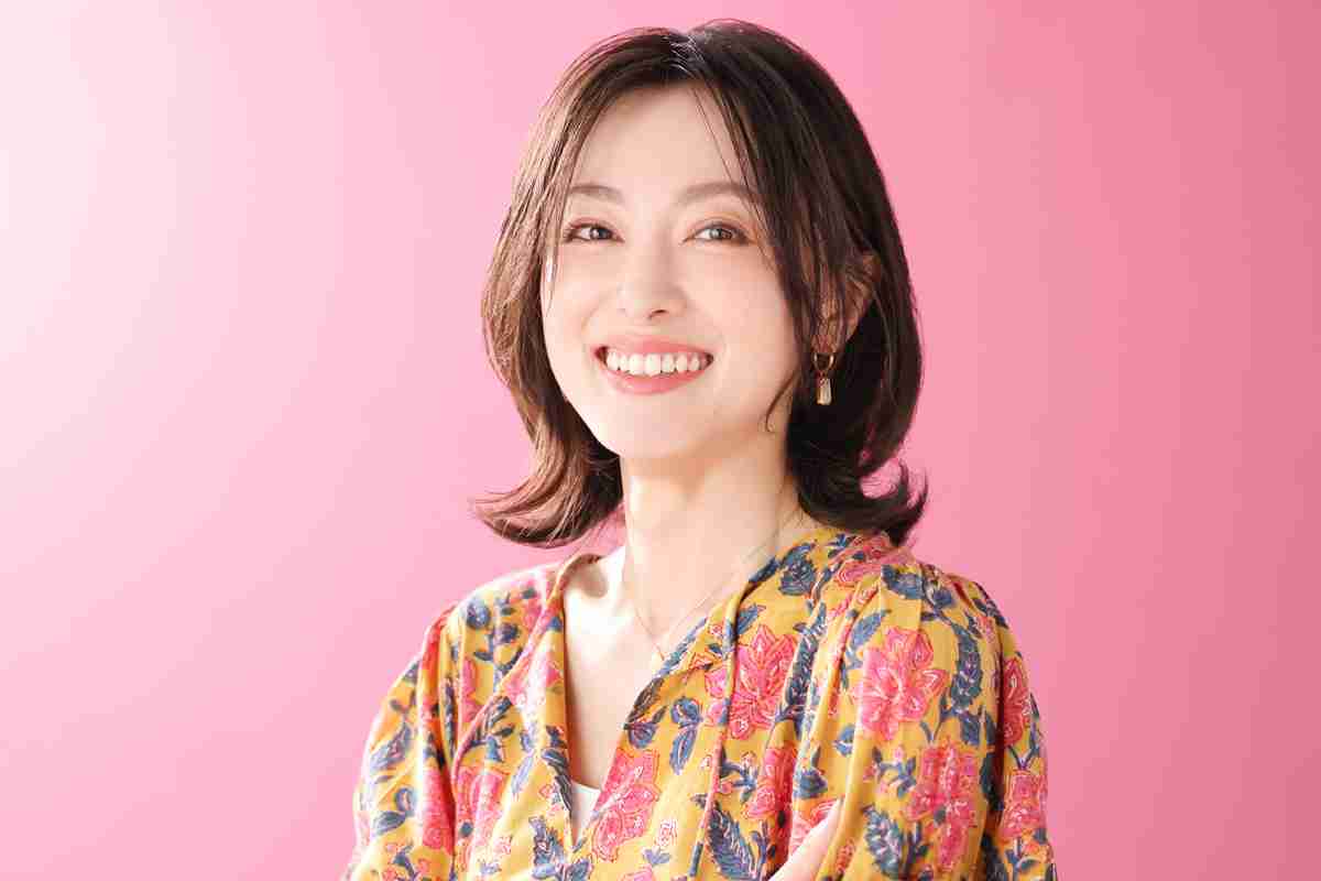 【モデル・徳澤直子さん】ママになってから大学院まで通い、看護師、助産師の資格を取得。2人の子どものダブル受験では、「偏差値は人の能力を測る尺度のほんの1つ」と欠かさず伝えた | HugKum（はぐくむ）