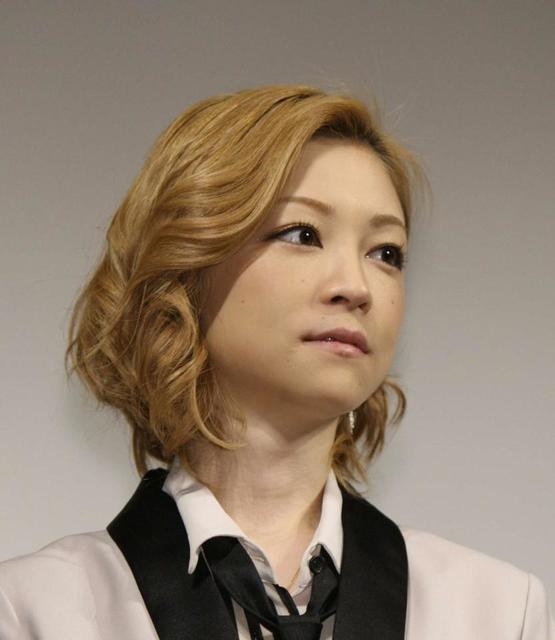 吉澤ひとみがイベント欠席　「急きょの事情で」と関係者が説明　理由は確認中