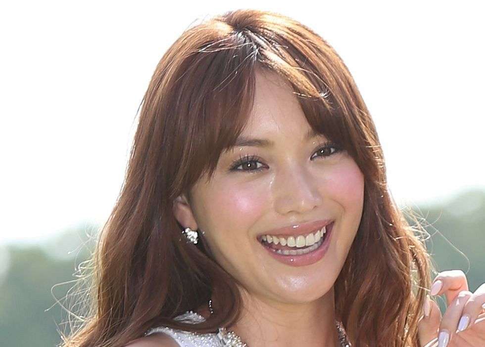 「遺伝子つよい！」背筋スラリ…蛯原友里〝70歳の母顔出し〟に「すごい…全員素敵」と反響：「おっ！」でつながる地元密着のスポーツ応援メディア 西スポWEB OTTO!