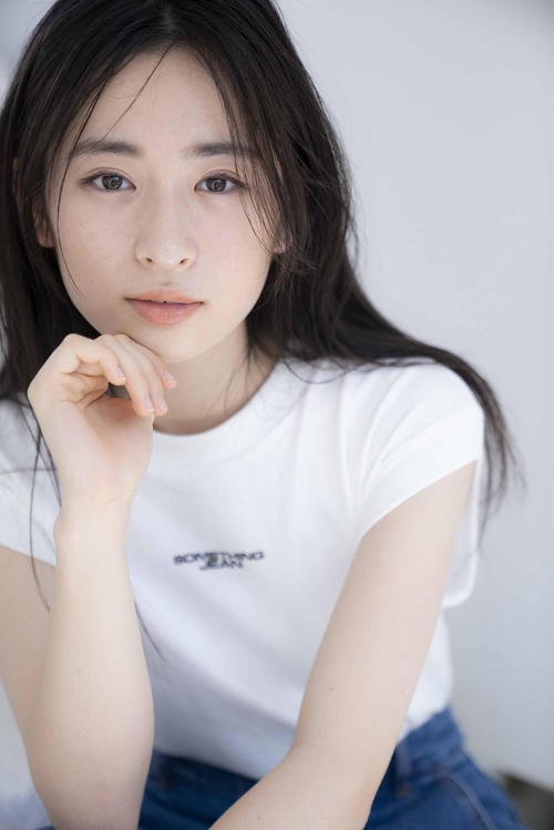 元ＡＫＢ長谷川百々花が芸能活動再開「認めてもらえるように頑張ります」 - 芸能 : 日刊スポーツ