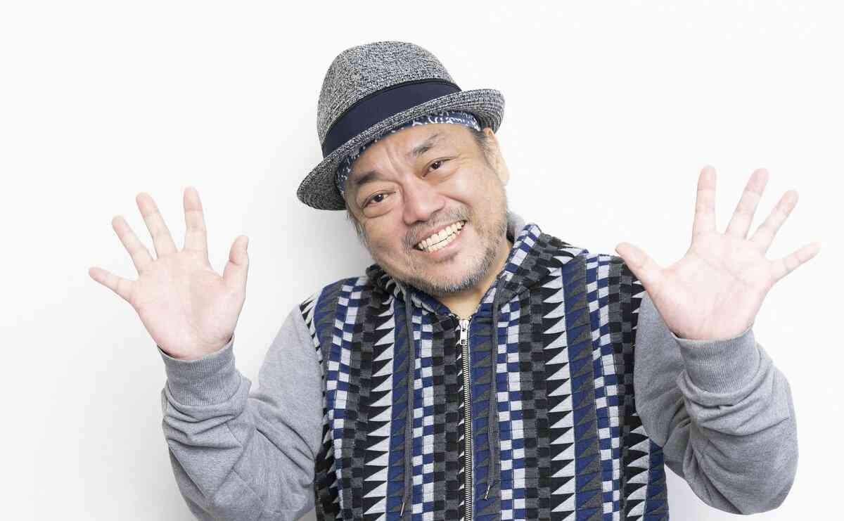 パパイヤ鈴木 35キロ減で病気や死亡説も「生きてます！」今年還暦。高校の同級生、少年隊・錦織と新ユニット結成の今｜CHANTO WEB
