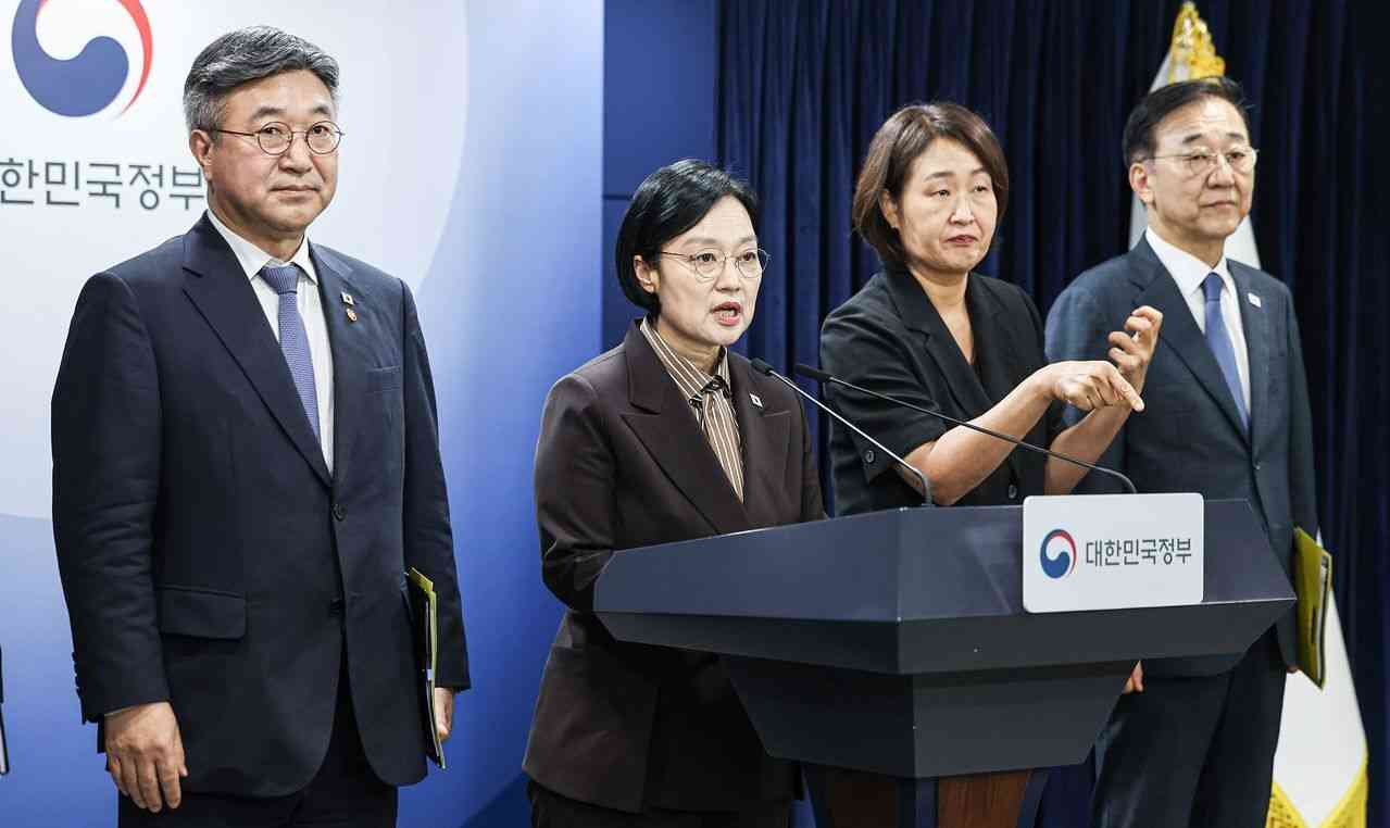 「借金だけで769兆ウォン」膨らむ財政圧迫に大なた…韓国公共機関109機関削減（中央日報日本語版） - Yahoo!ニュース