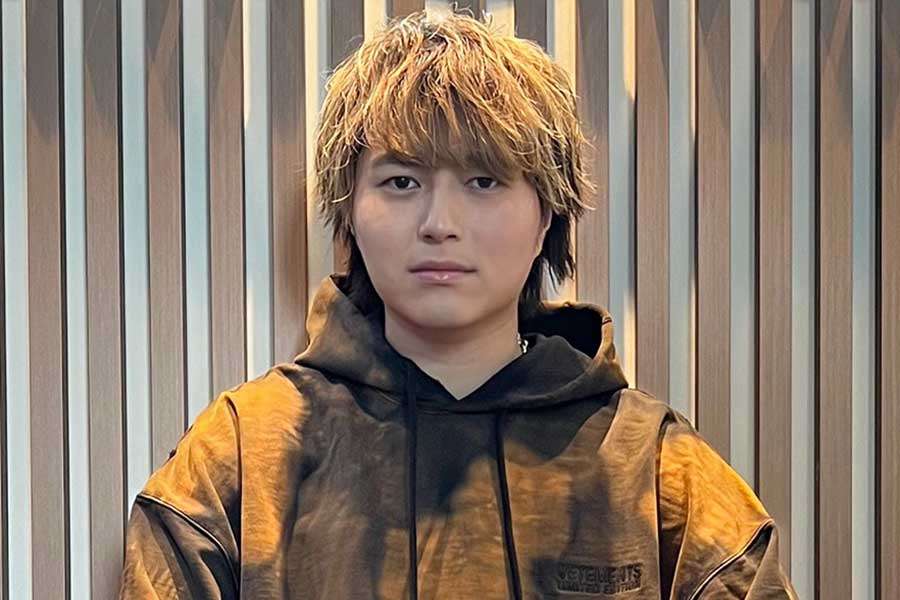 フェスで『HOT LIMIT』衣装着用→一夜で韓国フォロワー2000人減　人気バンドボーカル「文化の違いは仕方ない」 | ENCOUNT